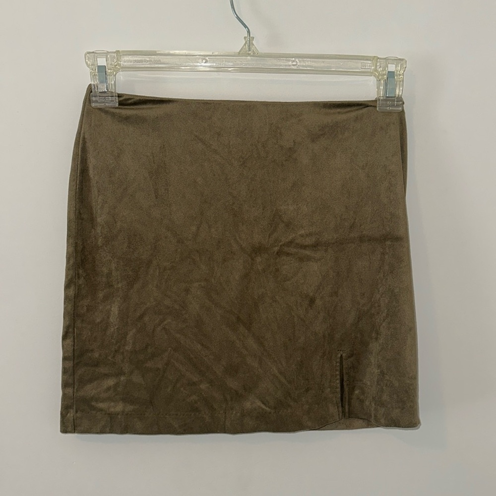 Forever 21 green mini skirt